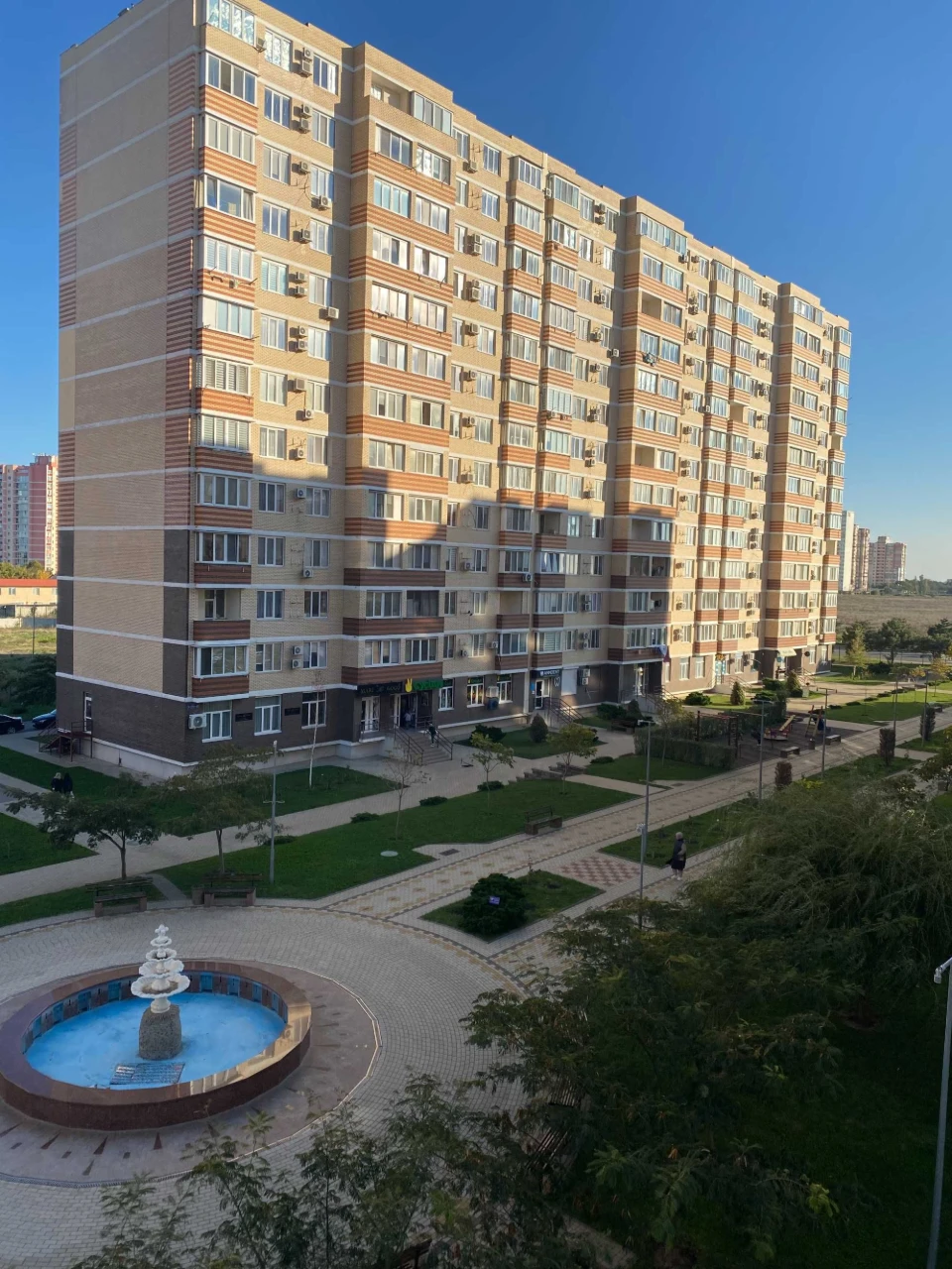 Продам 1 комнатную квартиру в Цветнолм Бульваре с евроремонт