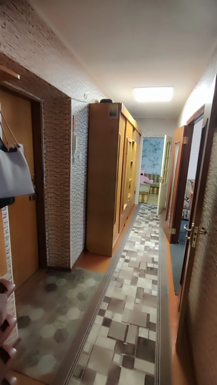 Продаж 2 к.кв. в центрі міста.