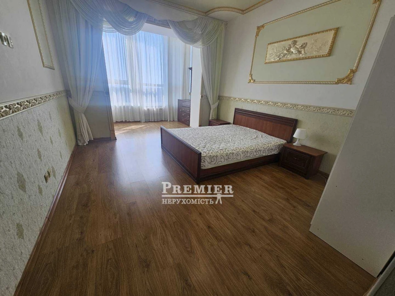 В продажу 3-кімнатна квартира
