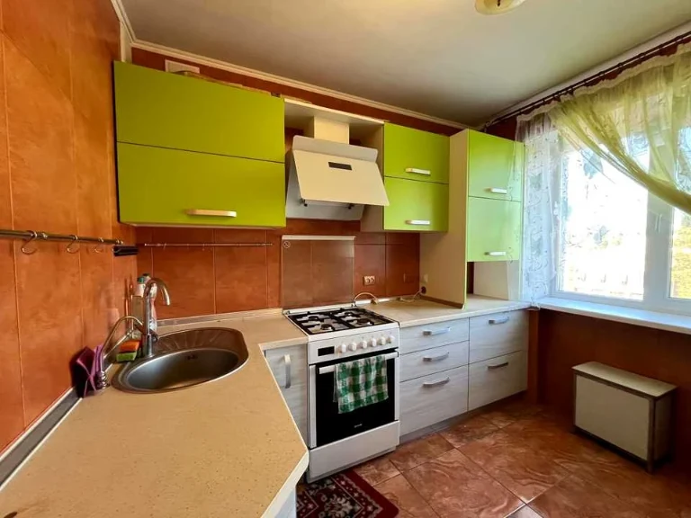 Квартира. Чорноморськ, вулиця Захисників України