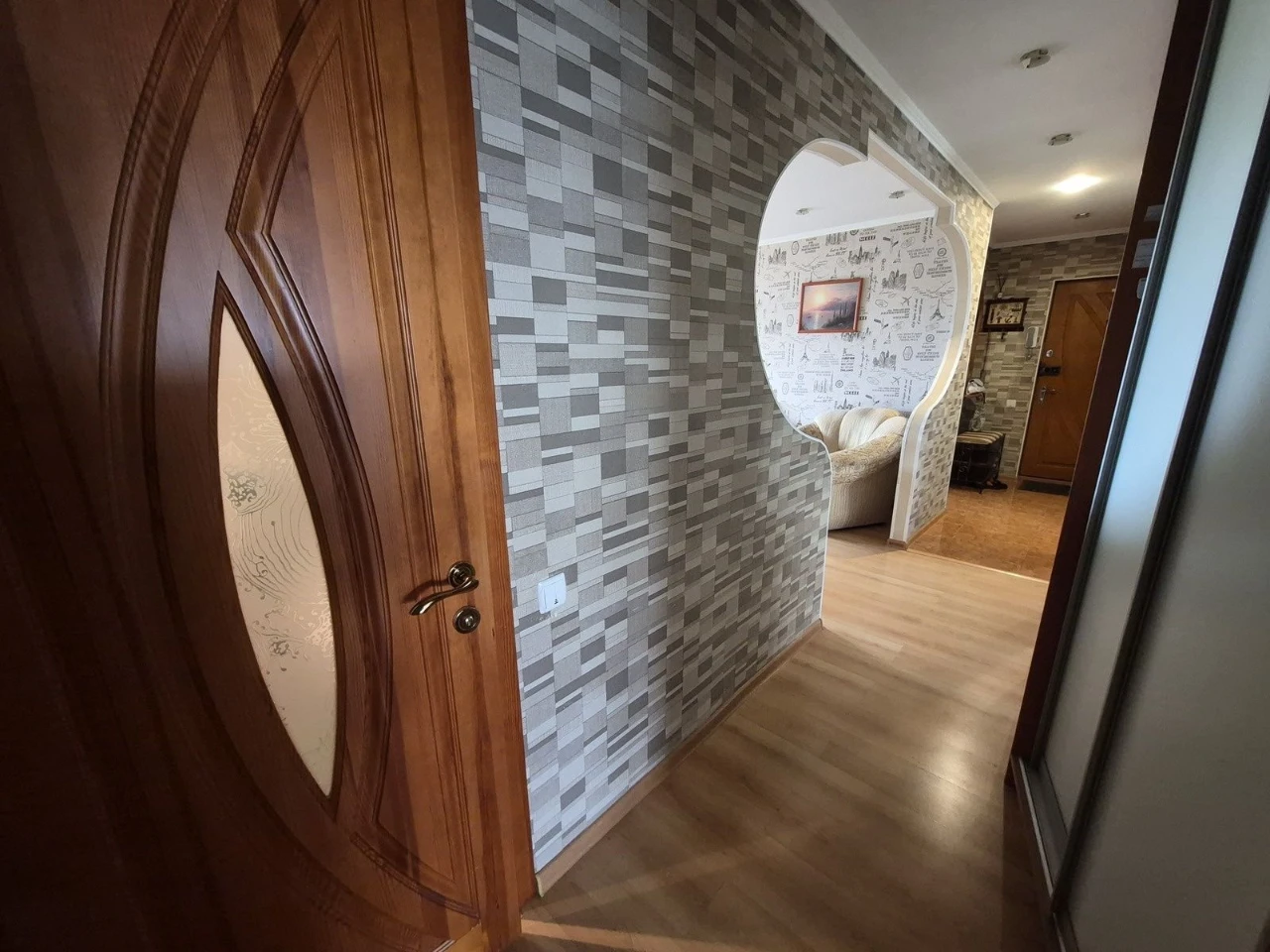 Продам 3к.квартиру улица Парковая море