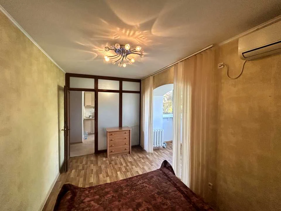 Квартира. Чорноморськ, улица Захисників України