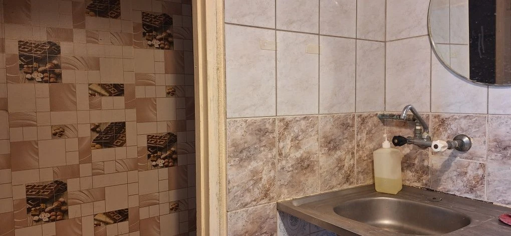 Продається 1-кімнатна квартира (18.5 м²)