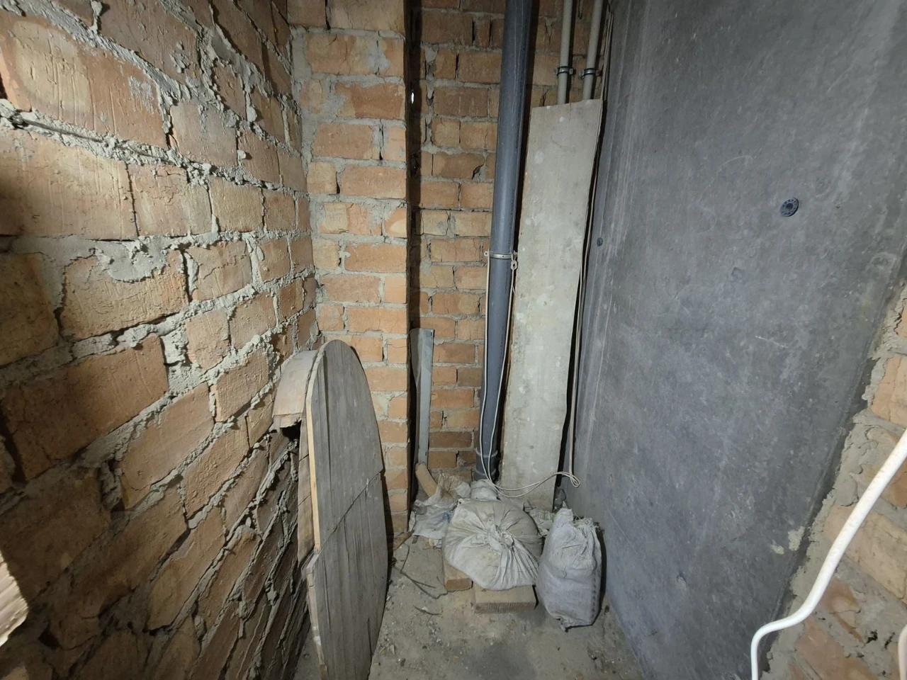 Велика 2-кімнатна квартира в Чорноморську — лише 481 $ за м²