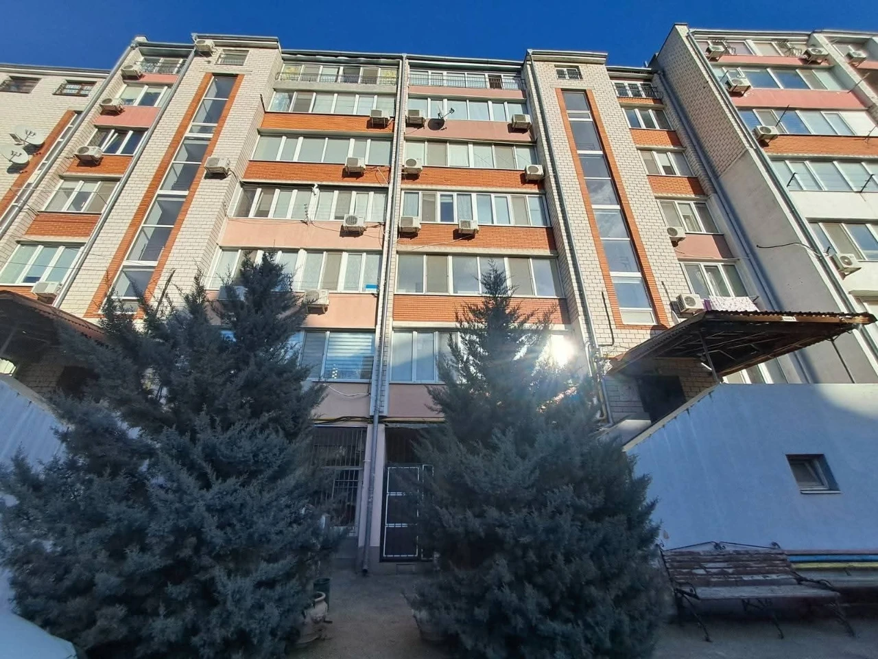 Продам 2х уровневую возле моря АББО