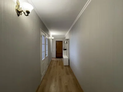 Продается 3-комнатная квартира, Черноморск