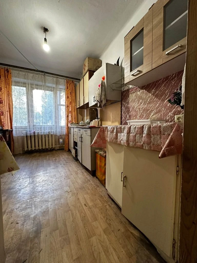 Продаж коммунальной квартиры в центре города