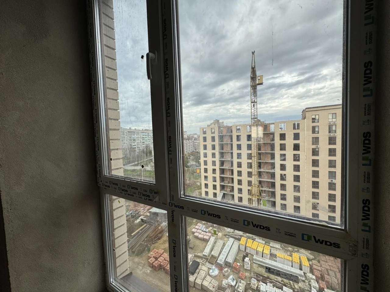 Дворівнева квартира без комісії для покупця, 2 хвилини пішки