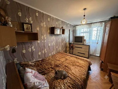 Продам 4-х кімнотну квартиру у м. Чороморск вул. Александрій