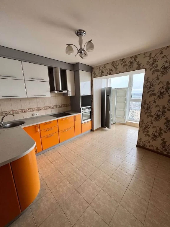 Продам 3к квартиру с ремонтом