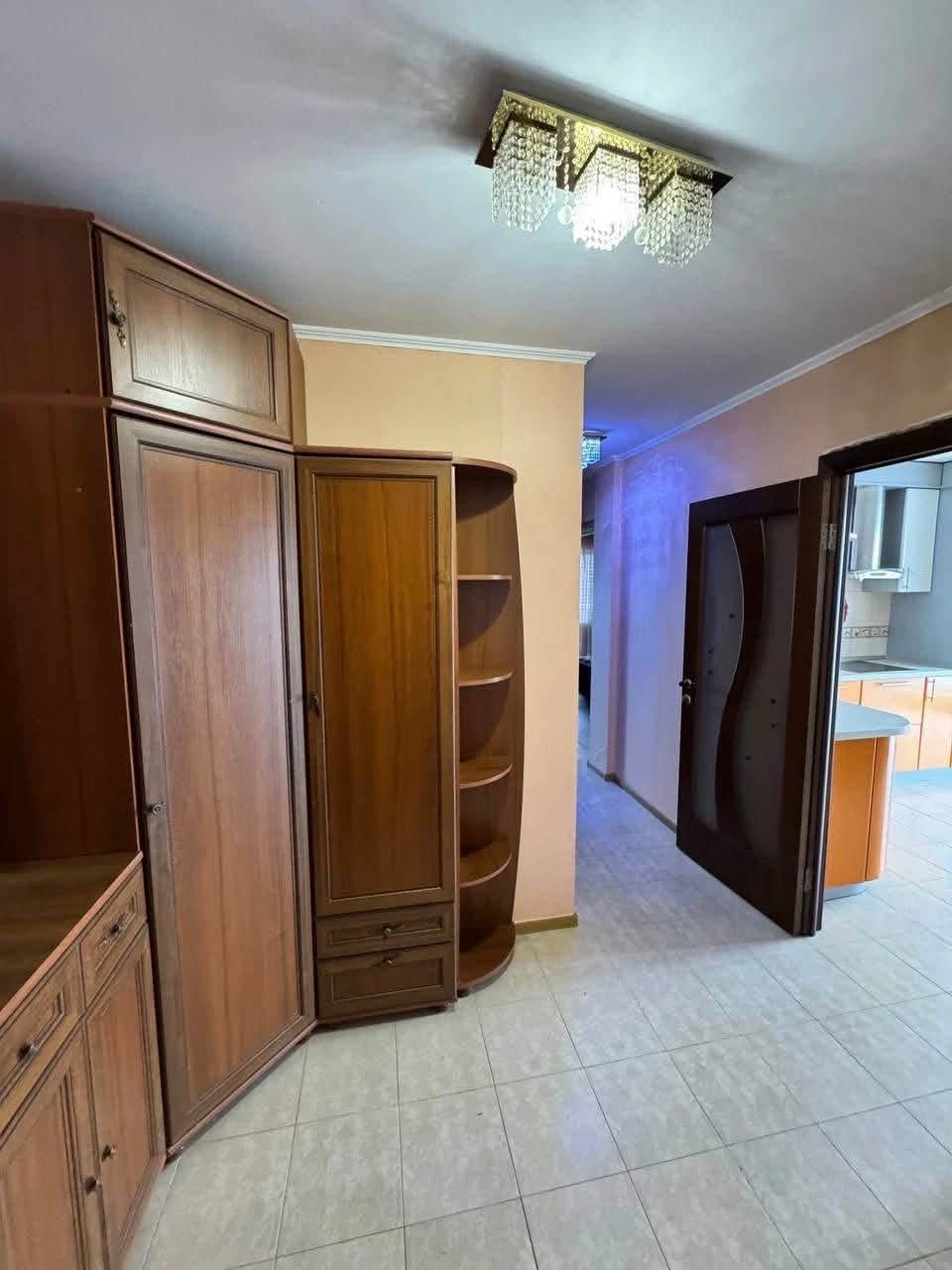 Продам 3к квартиру с ремонтом