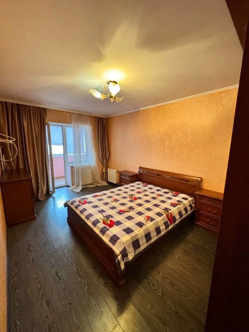 Продам 3к квартиру с ремонтом