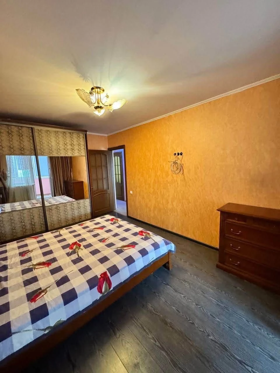 Продам 3к квартиру с ремонтом