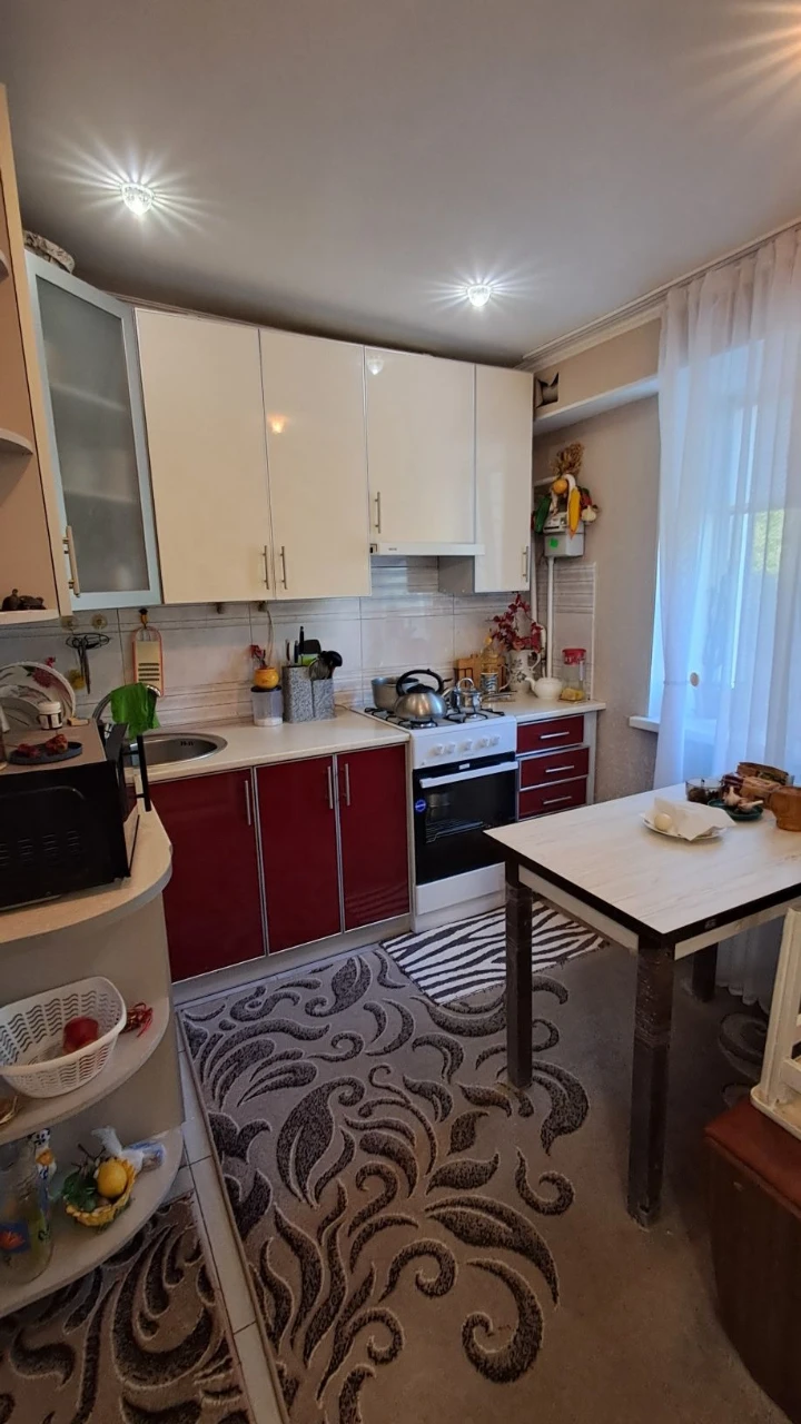 2 к квартира з ремонтом