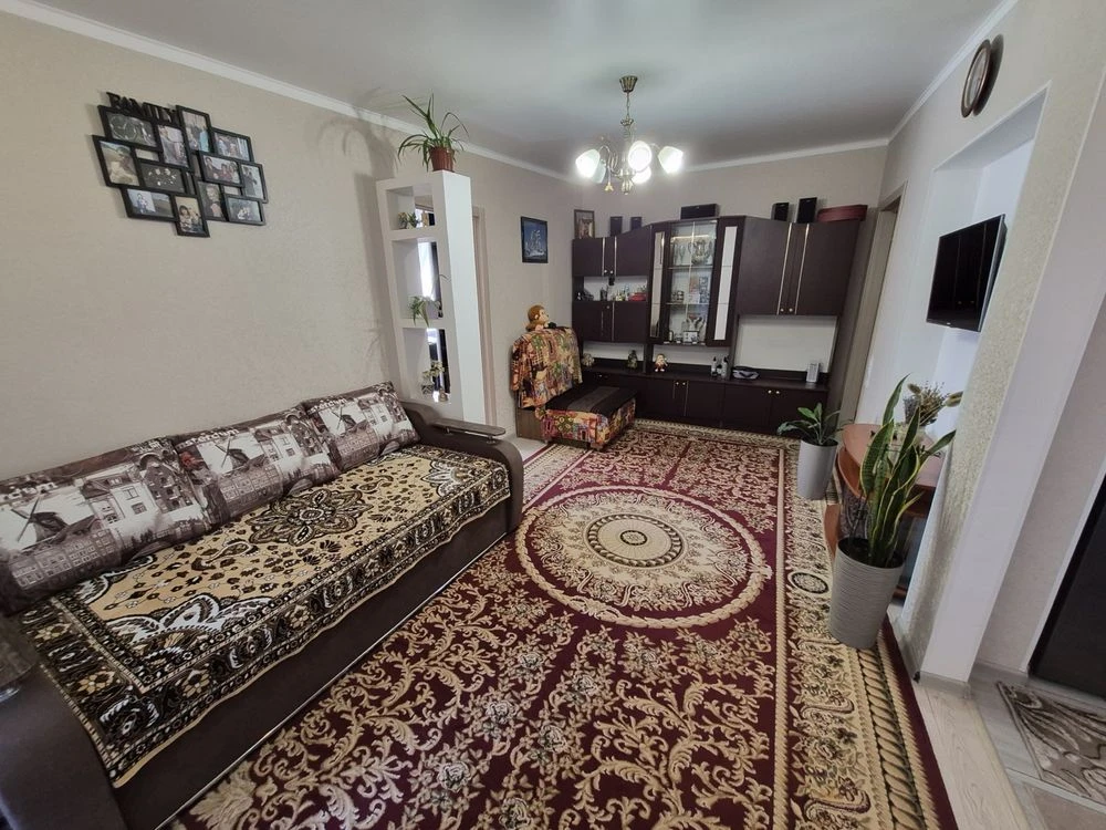 Продам 2кімнатну в центрі міста