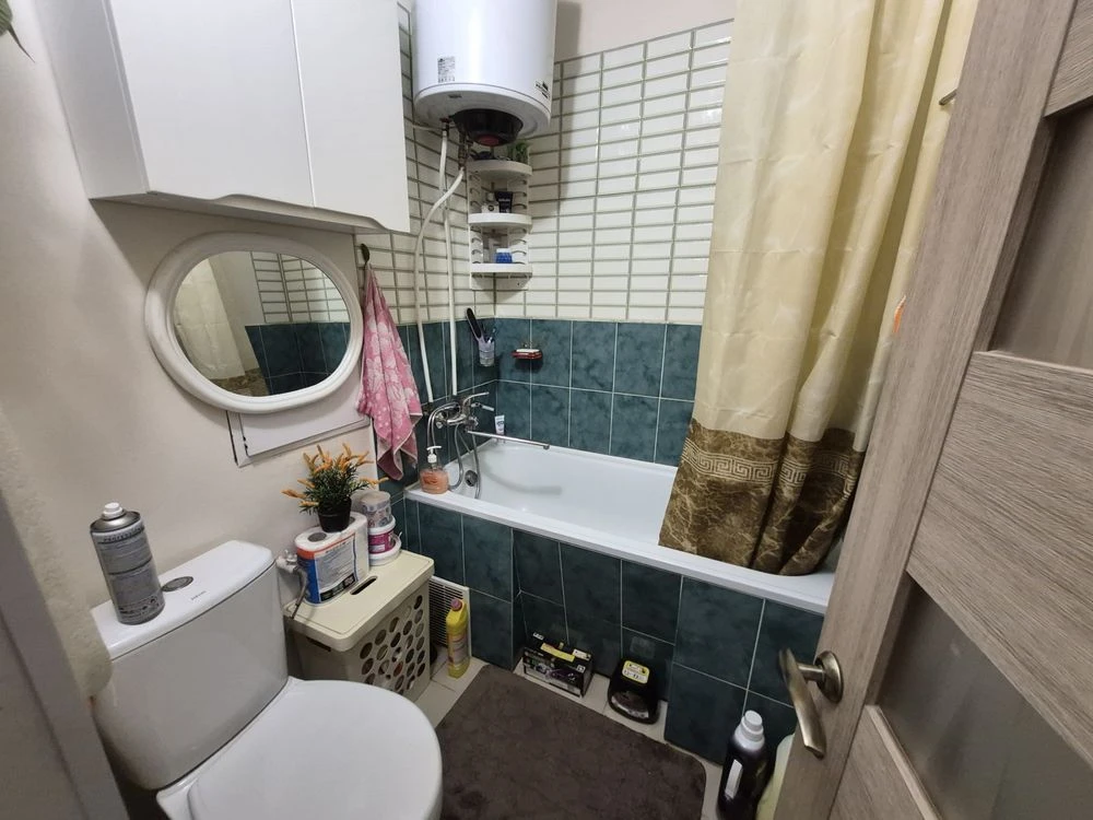 Продам 2кімнатну в центрі міста