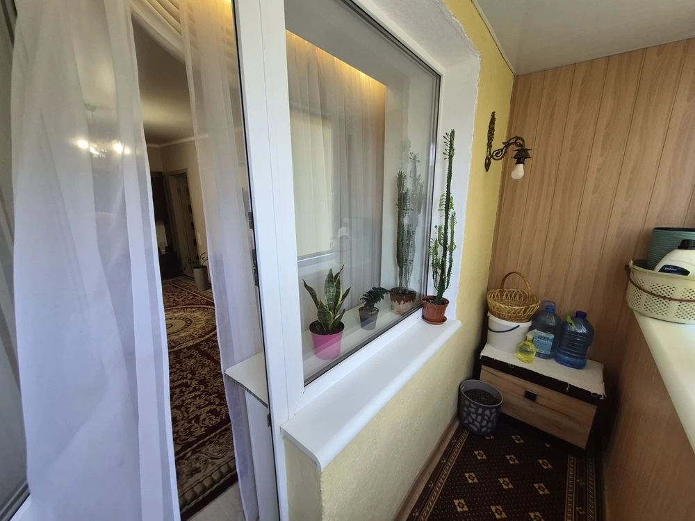 Продам 2кімнатну в центрі міста