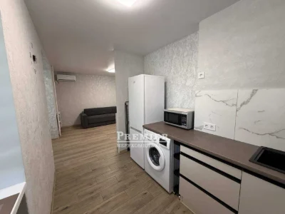 Продаж 1 кімн. квартири з новим ремонтом.