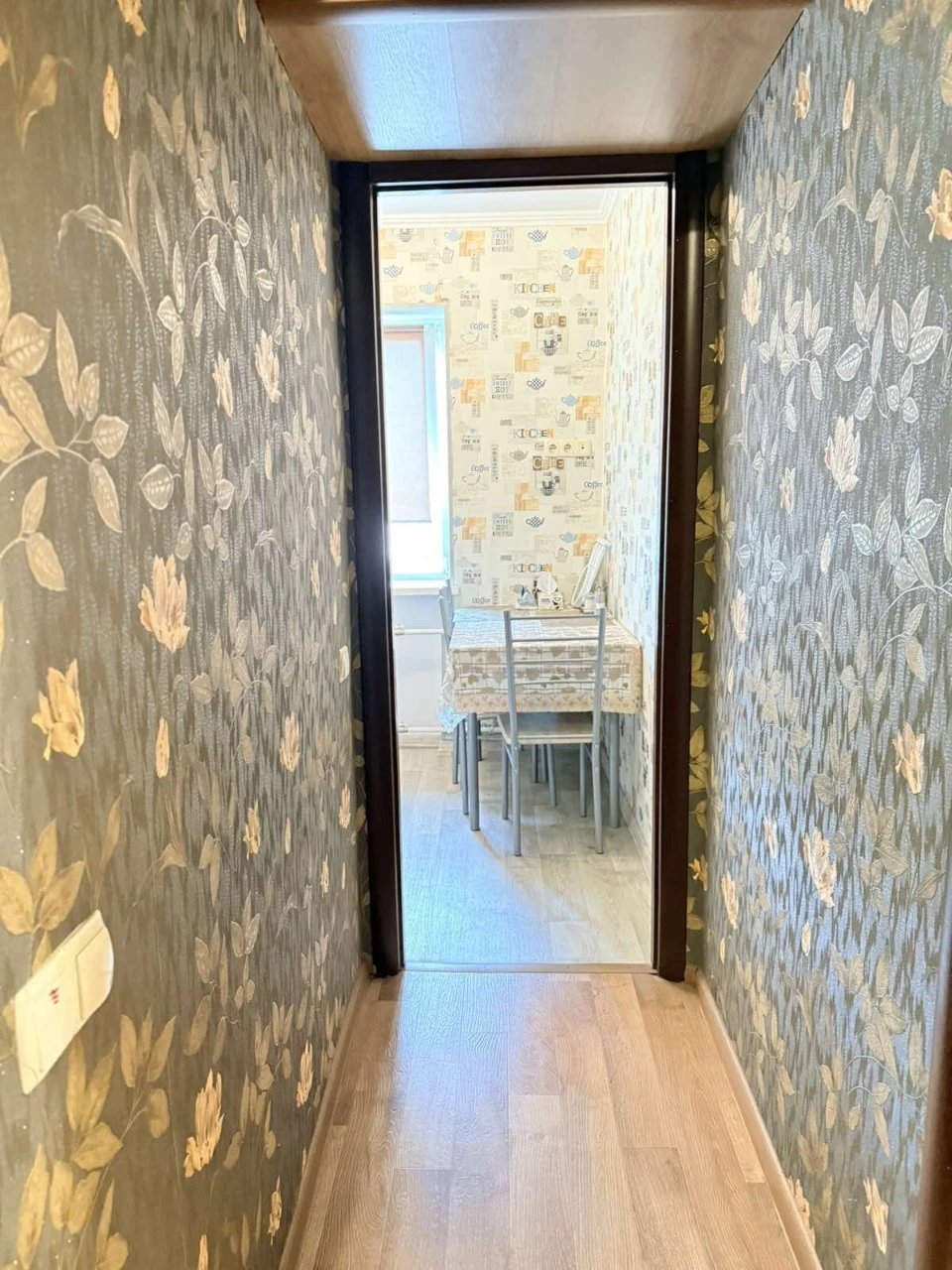 Продам 2кв.в центрі Чорноморська