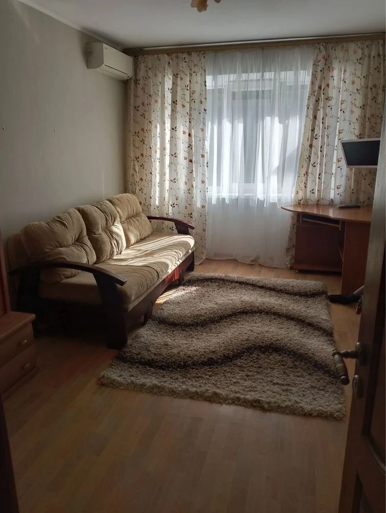 Продам 2 комн первая линия моря