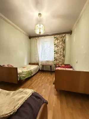 Продам 3 к квартиру  в 9 поверхоаому будинку
