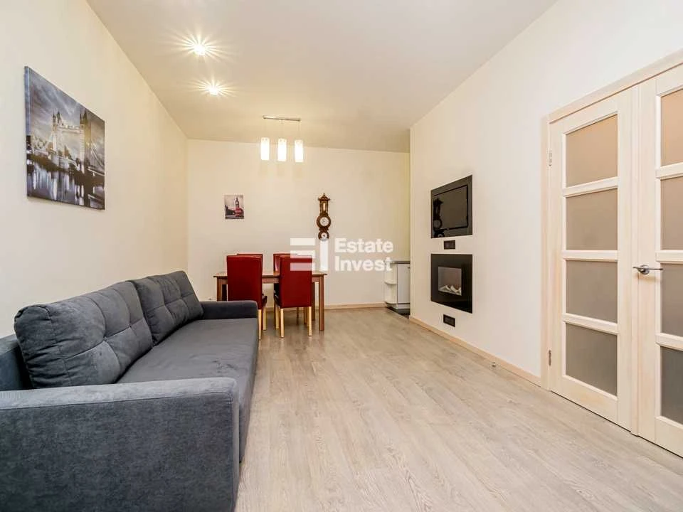 Apartment. Kharkiv, Nauky Ave. (Lenina)