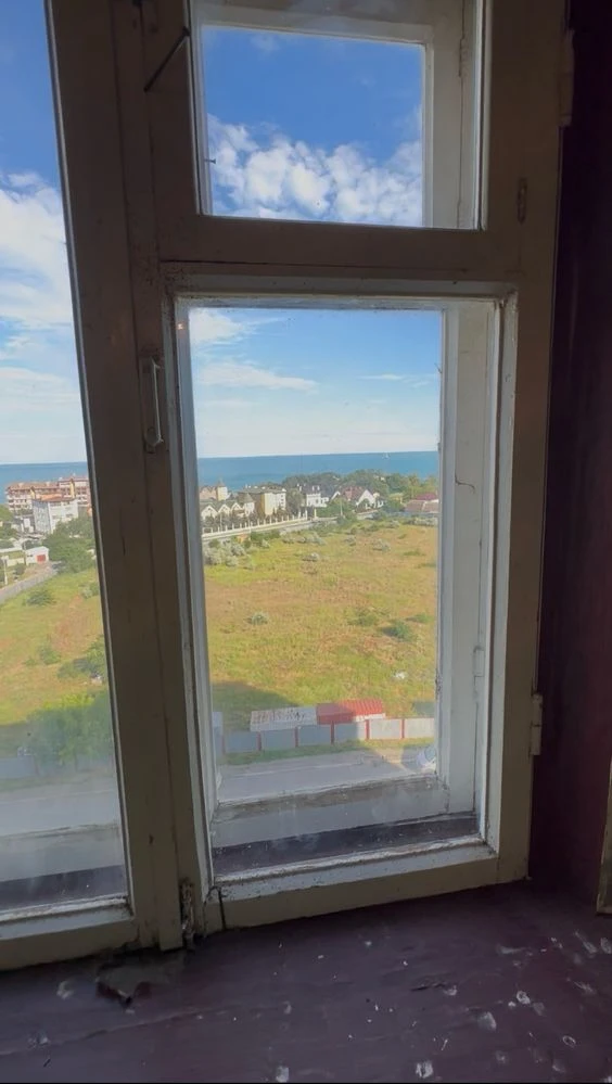 Продам 2 к квартиру з прямим видом на море. Вкл. Паркова