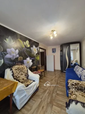 Продається 3-кімнатна квартира, Паркова вулиця.