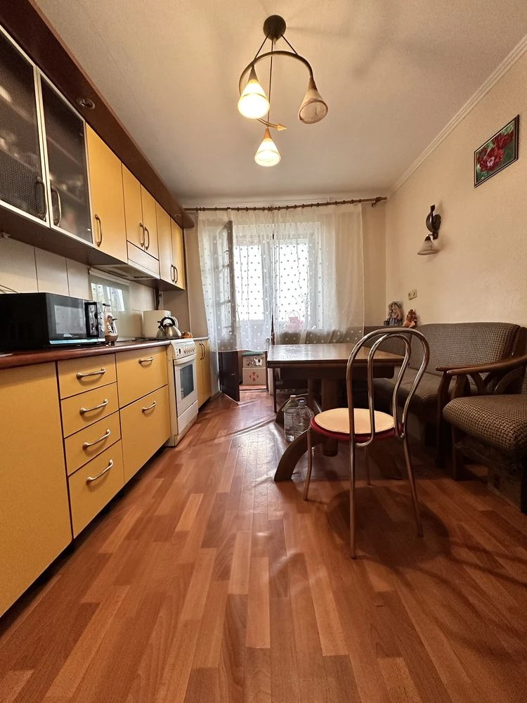 Продам 3 к квартиру в цертрі міста