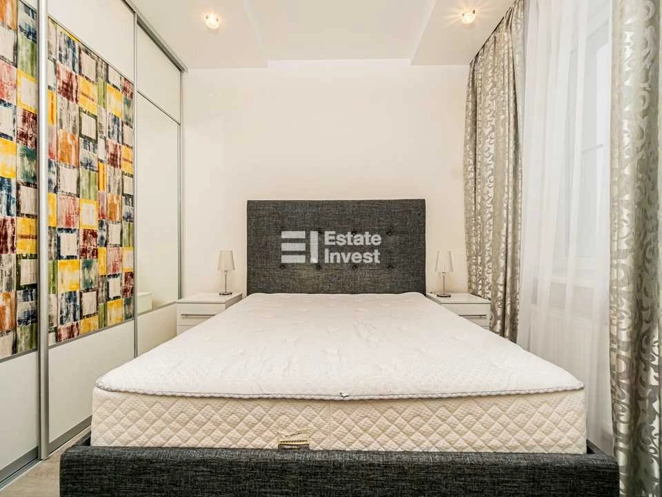 Apartment. Kharkiv, Nauky Ave. (Lenina)
