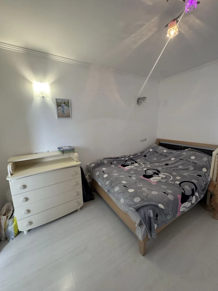 В продажі 2-кімнатна квартира в районі 33 м²