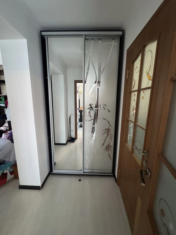 В продажі 2-кімнатна квартира в районі 33 м²