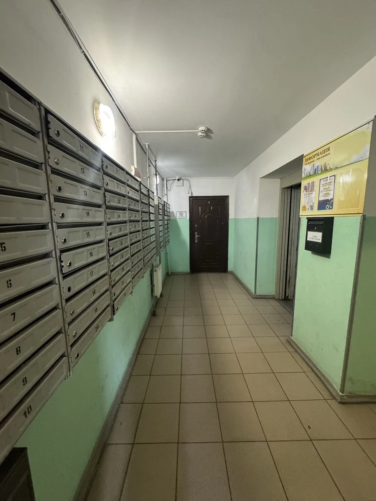 В продажі 2-кімнатна квартира в районі 33 м²