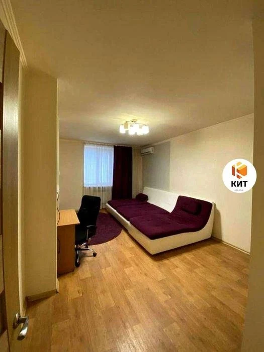 2 rooms, 53 sq. m., Center (Iskussov St. 7/9, Arkhitektora Beketova metro station)