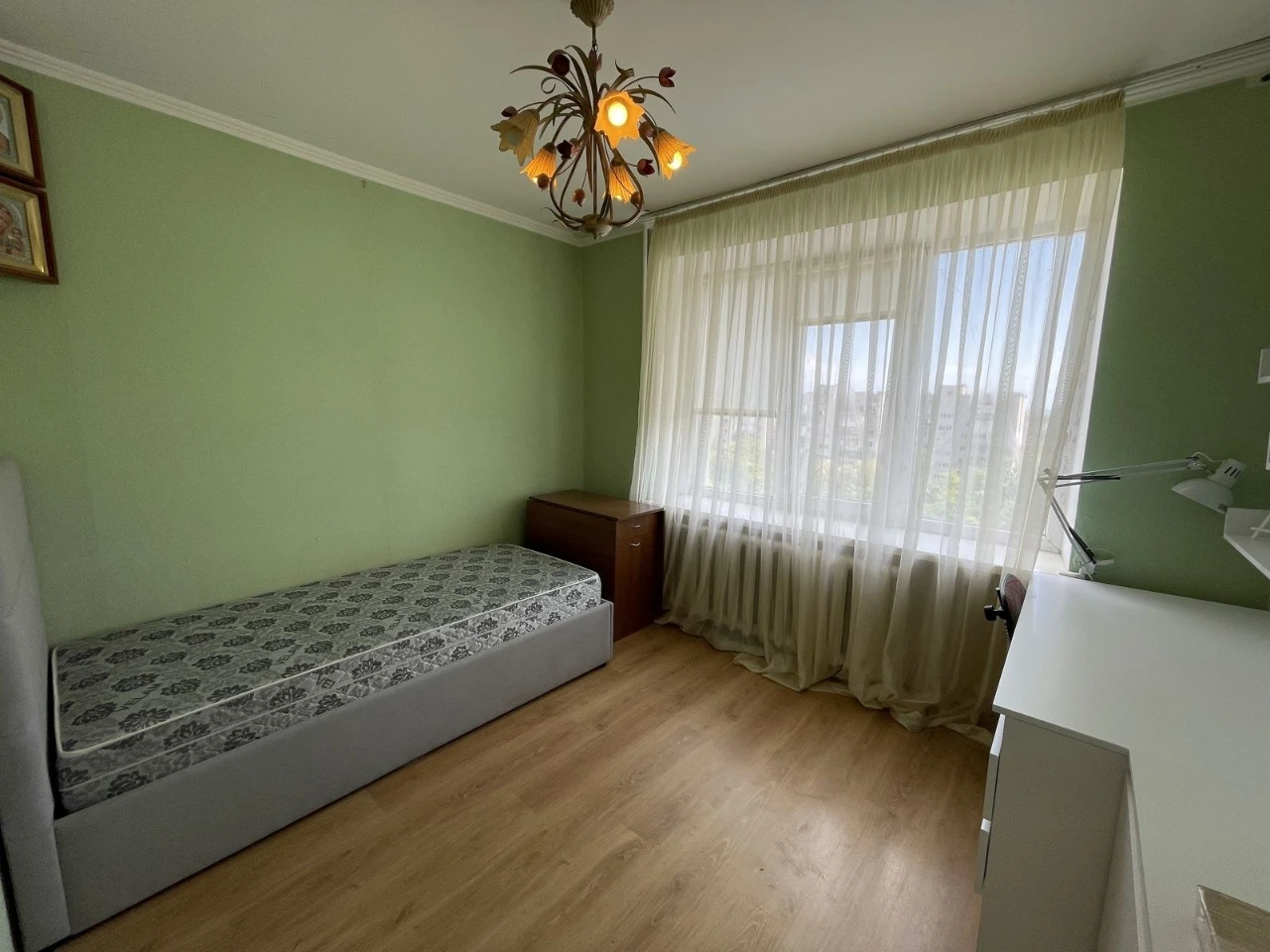Трёхкомнатная картира, чешка  г.Черноморск
