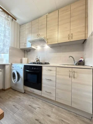 Гостинка 30 м² с ремонтом! Заходите и живете, г. Черноморск