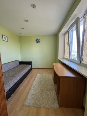 Продается 3-комнатная квартира, Парковая 20