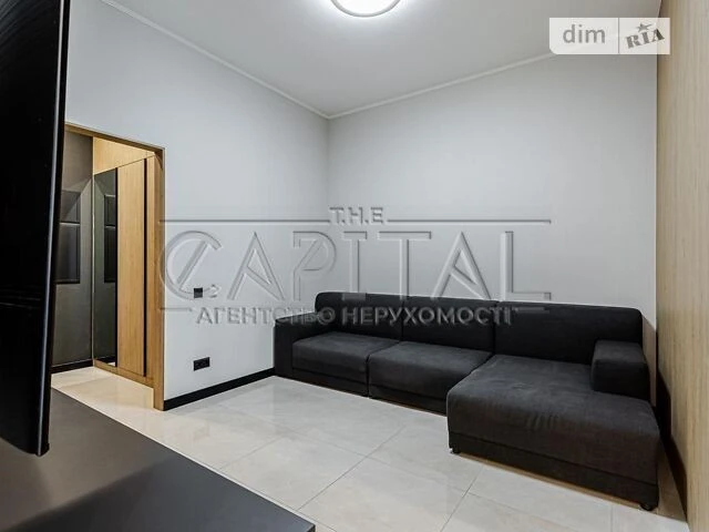 Продаж 2к квартири 55 кв. м на вул. Микільсько-Слобідська 1
