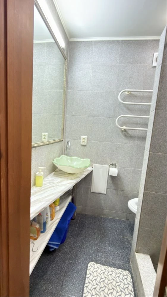 Квадрат моря , 2 ка меблі та техніка лишаються !