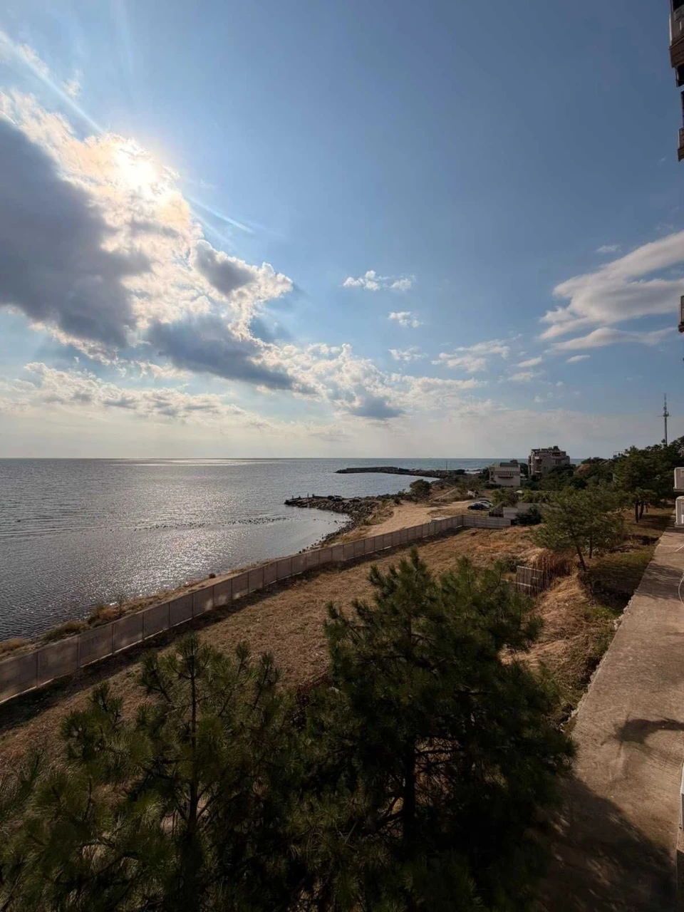 В продаже 1 комнатная квартира с панорамным видом моря из вс