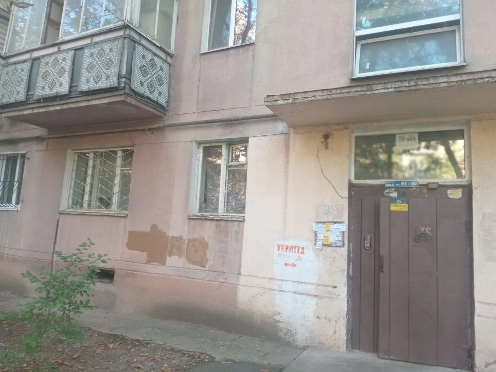 Двухкомнатная квартира в центре города Черноморска