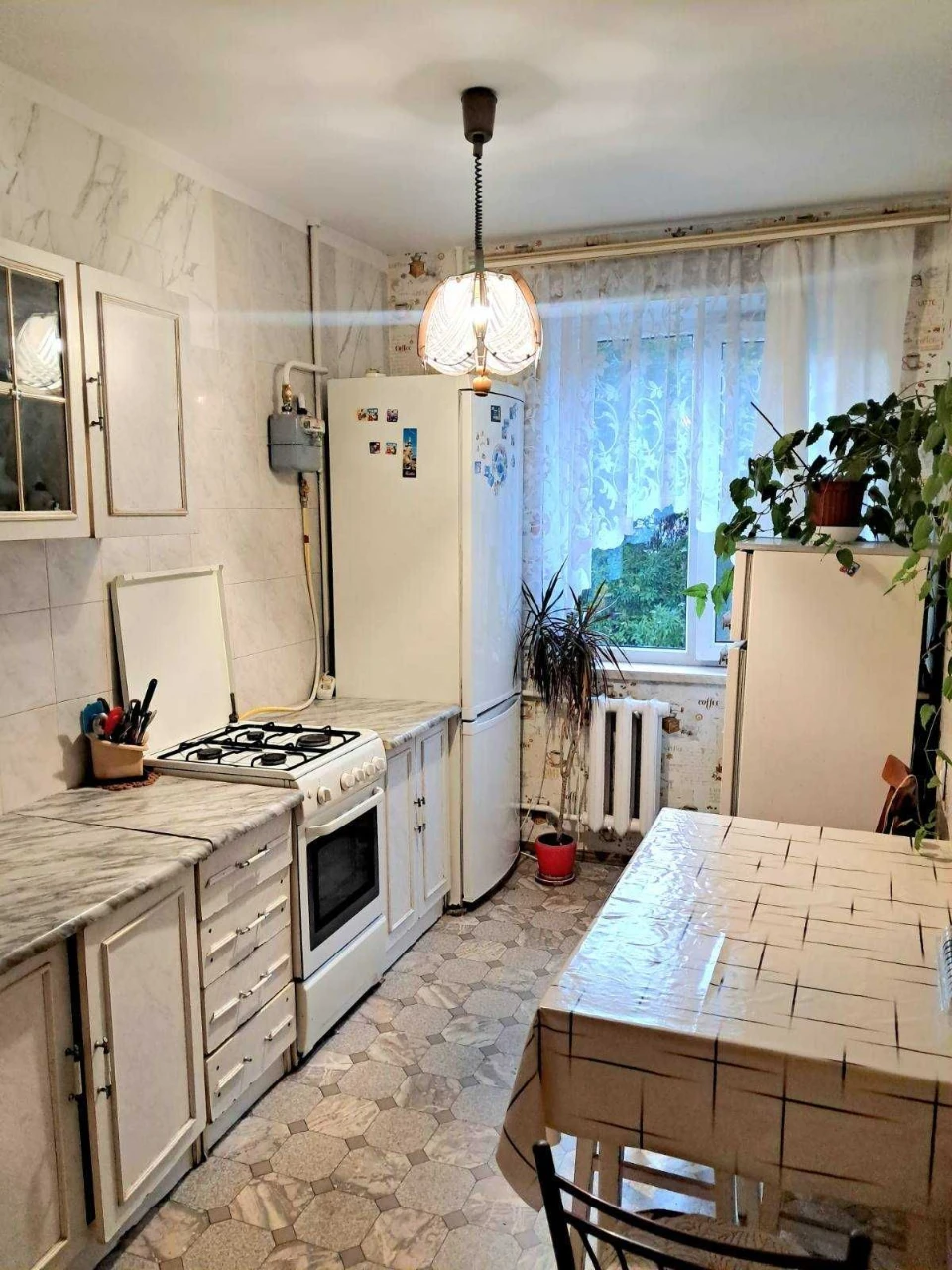Продам 3х.ком в топ районе, низкий этаж