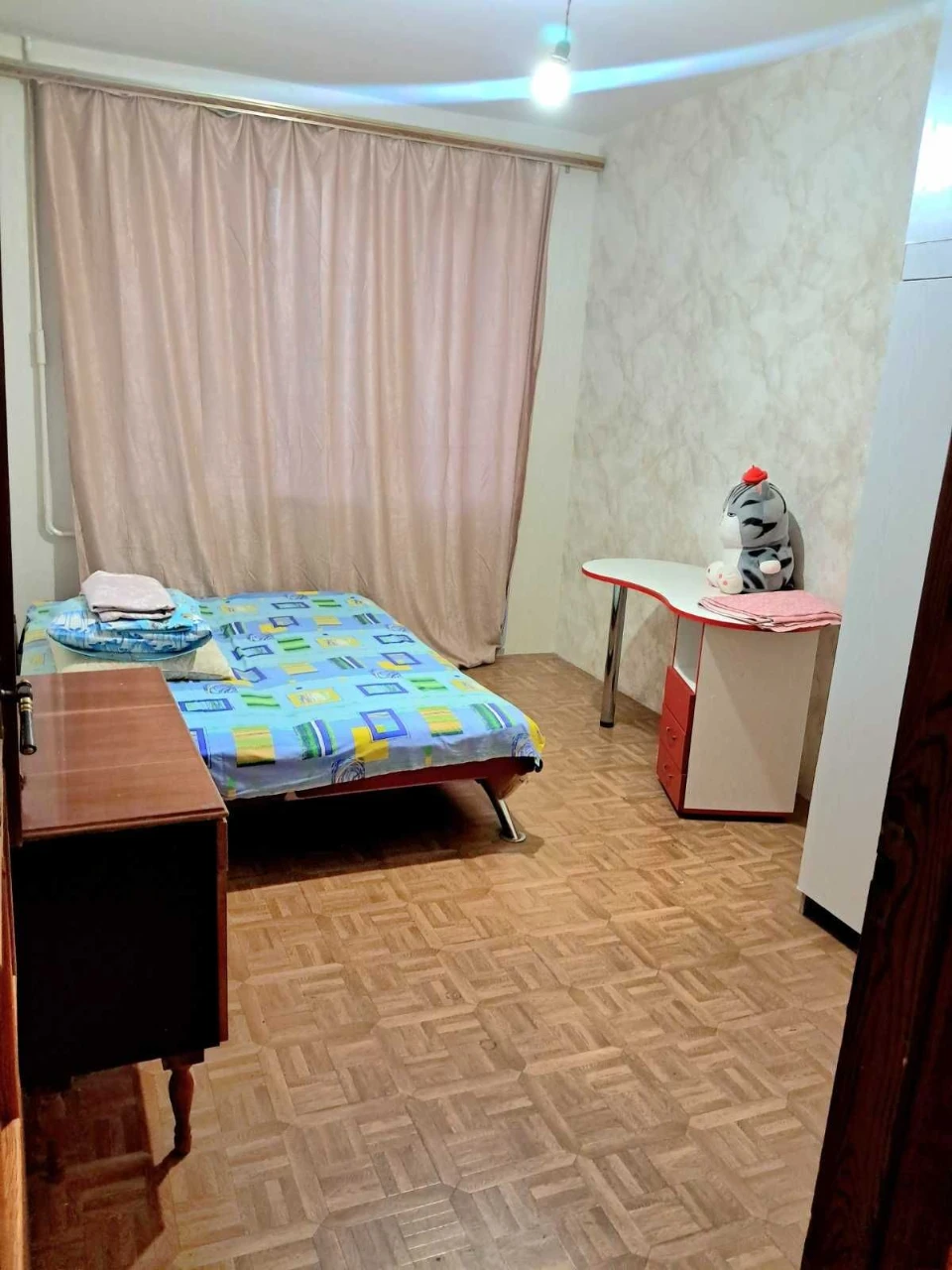 Продам 3х.ком в топ районе, низкий этаж