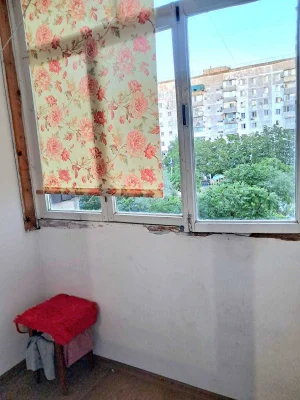 Продам 3х.ком в топ районе, низкий этаж