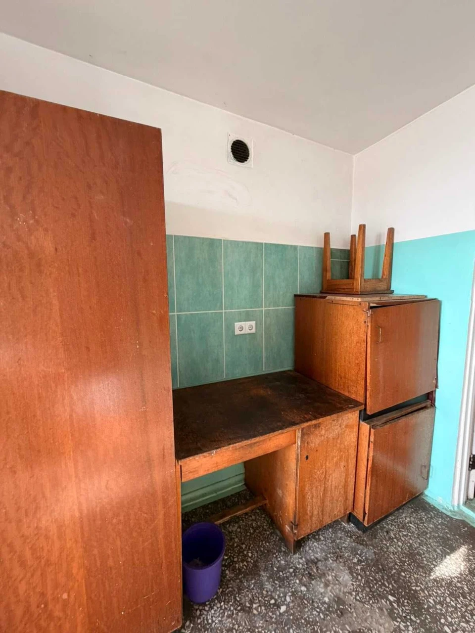 Продам коммунальную квартиру(коммуну) на Александрийской