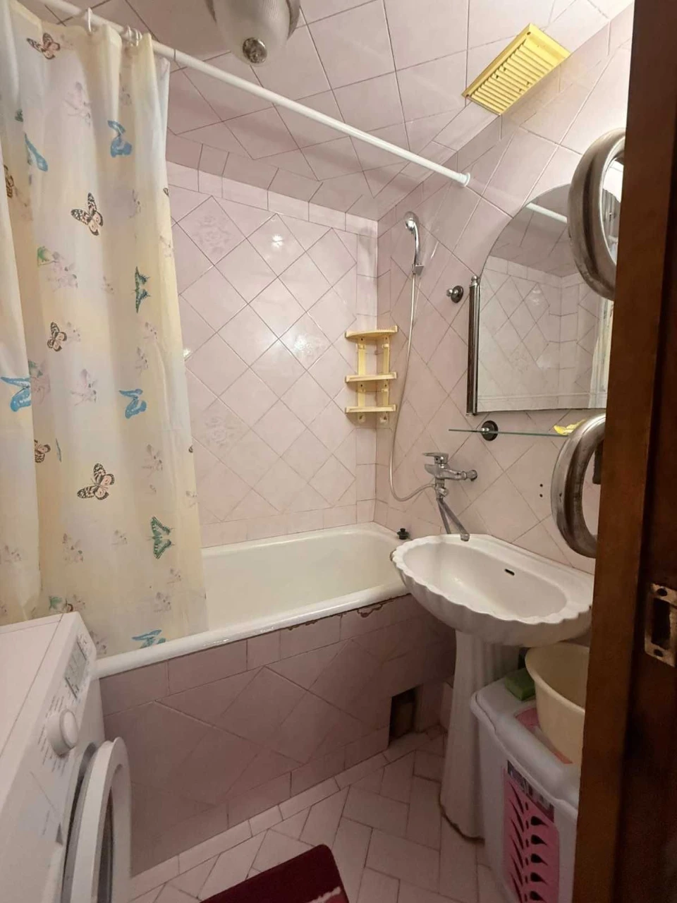 В продаже 3 комнатная квартира в престижном районе