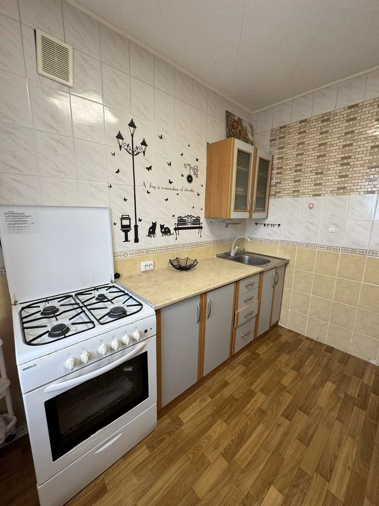 Продаж 2-кімнатній квартири, проспект Миру 39, район Комфі, Б