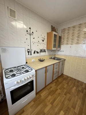 Продаж 2-кімнатній квартири, проспект Миру 39, район Комфі, Б
