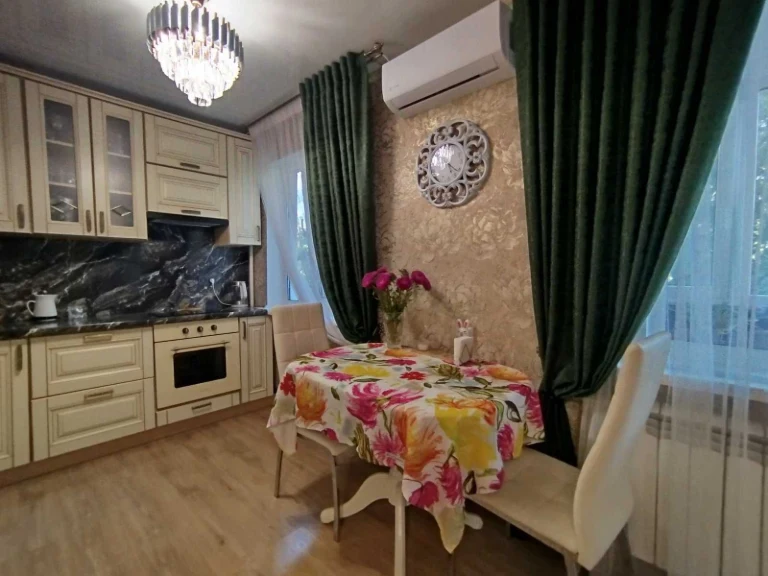 Продам 2к евроремонт цена 55т