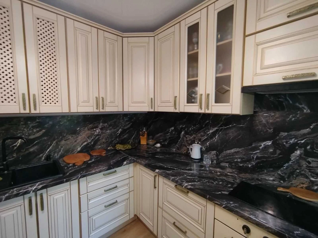 Продам 2к евроремонт цена 55т